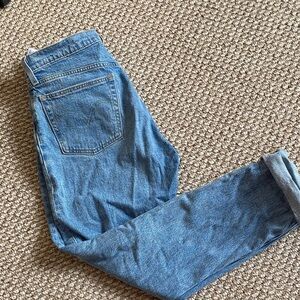 Levi's High Rise Blue Jeans